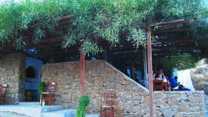 The beautiful Kiki's tavern in Agios Sostis