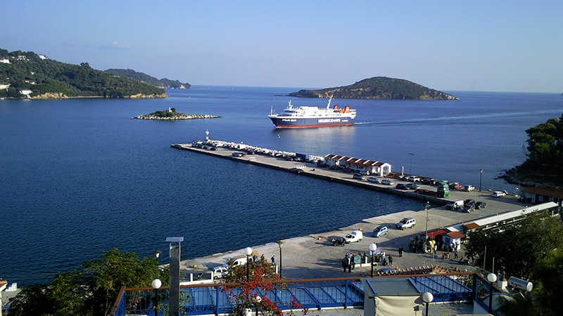 Ferry in Skiathos