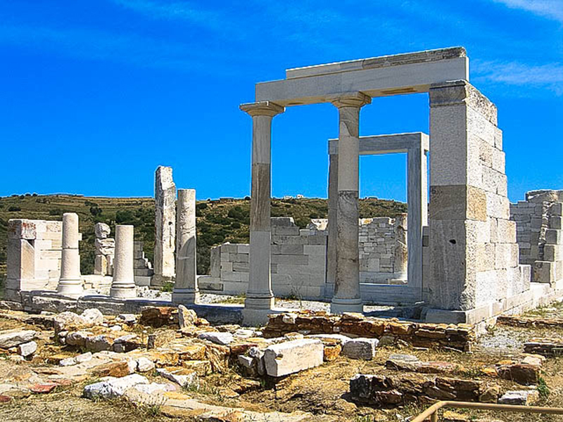 The temple of Demitra, Naxos holidays